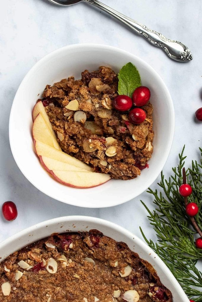 Cranberry Apple Baked Oatmeal with Almond Crumble Topping - The Recipe Well