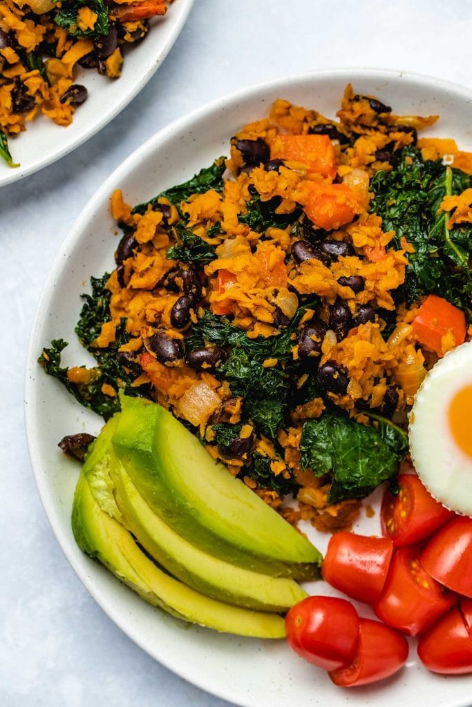 Southwest Sweet Potato Kale And Black Bean Skillet The Recipe Well